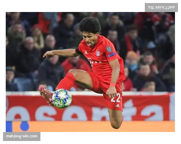 格纳布里替补待命 拜仁边路竞争进入白热化